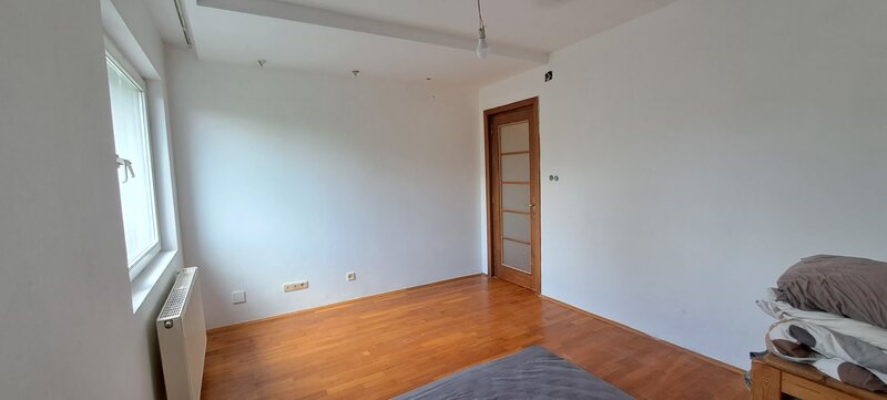 Brancoveanu - Alunisului, 3 camere 98 mp, centrala, parcare + depozitare